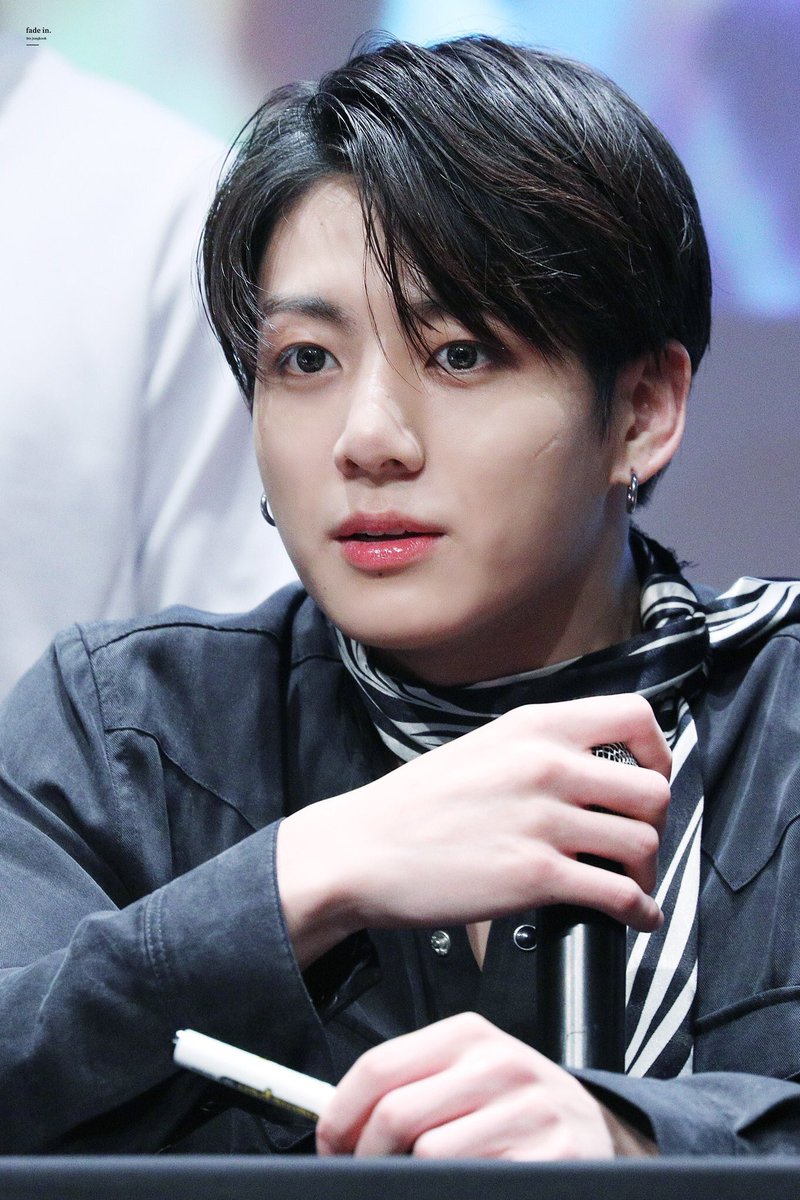 jungkook (bts) and the scar on his cheekalso: moles