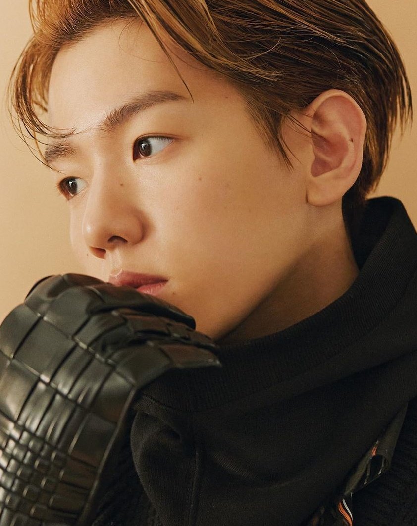 baekhyun (exo) and his many moles, including one on his ear