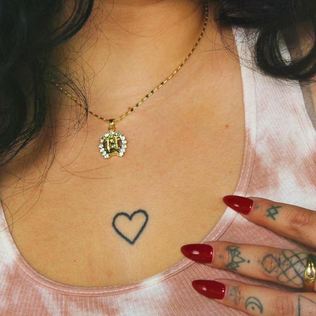 Accessories are really a girls bestfriend ✨

therichxlife.com