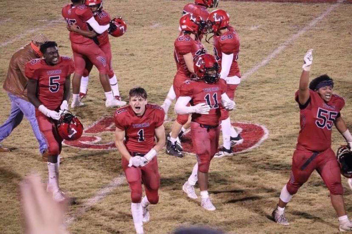2021JordanSmith's tweet photo. Final 4‼️ https://t.co/lGgK6i3U4f
