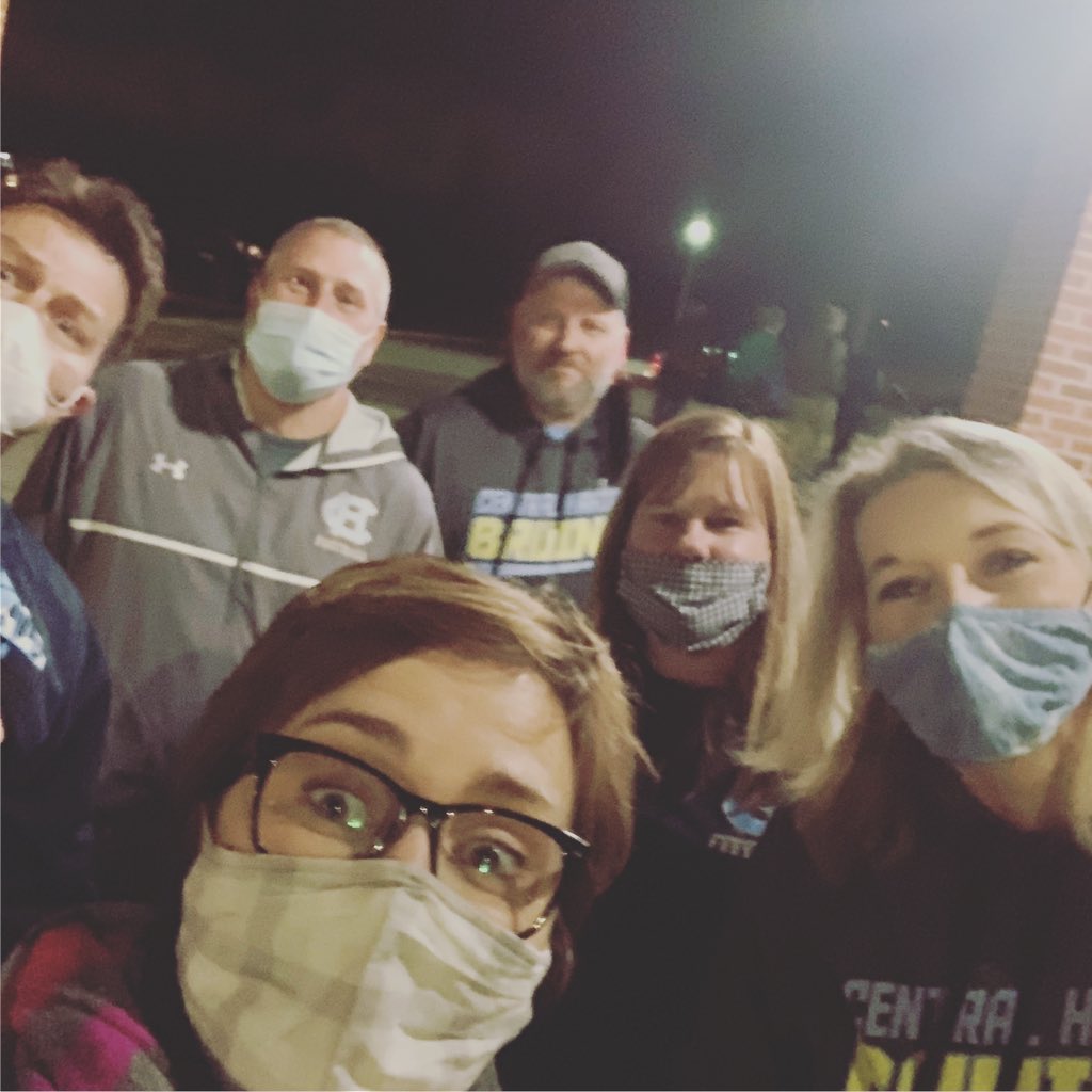 HaganJones's tweet photo. 10 years with these people schlepping totes, selling pork butts, sittting in the hot, cold, rain, snow early in the morning till late at night. It’s been the best &amp; truly all about the journey. @evanjones54 @kmatt53 @BlaineMattingly https://t.co/o21eRs9uq8