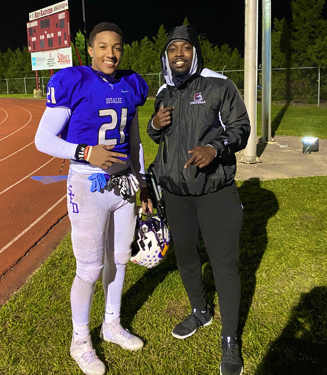 TillerA_'s tweet photo. I can’t wait till you win this State Championship tonight. Lets get it boy!
#ToplineLives https://t.co/wce4PmbBqs