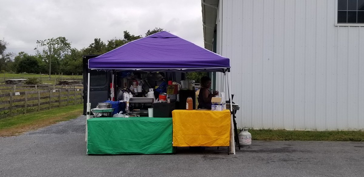 Great day for some wine at <a href="/OtiumCellars/">Otium Cellars</a>. Firepits are lit and cozy. Dee's Food &amp; Snack Shack will be here until close @ 6:00pm. #vawine #virginiawine #foodtruck #getoutloudoun #visitloudoun #drinkloco #wine #LoudounCounty