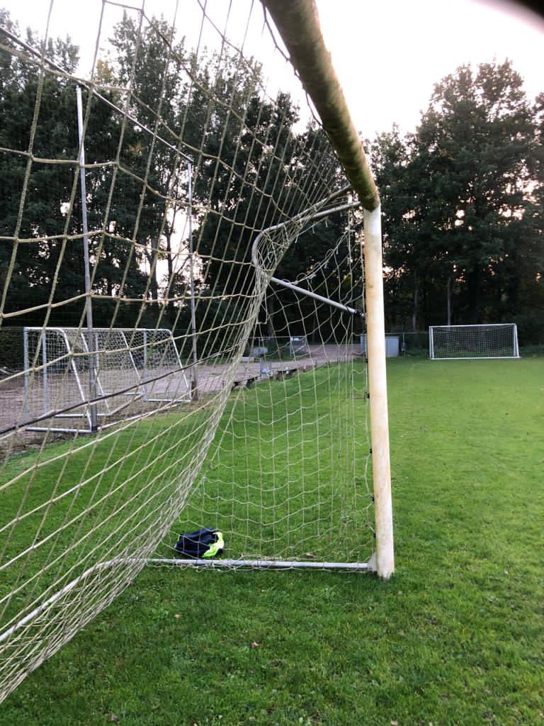 vvboskant's tweet photo. Vandalisme op ons sportpark. Zie voor meer info: https://t.co/aKbBnHmVS3 https://t.co/hTjyzkhdeI