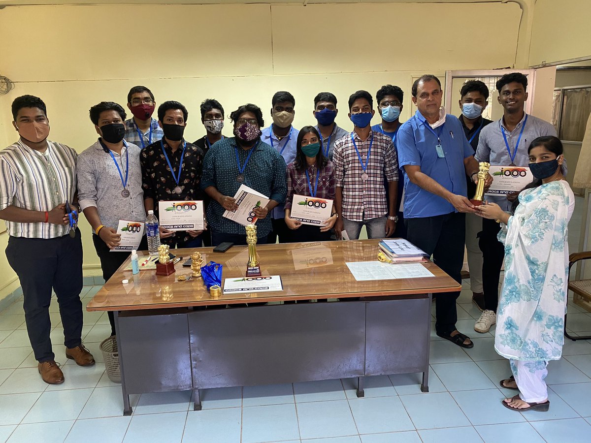 CrocsAndCops's tweet photo. Felicitations for Project #United1000 (click the hashtag to view the archives) by DYSP Sandesh Chodankar

COVID protocols followed. The ceremony was delayed due to the lockdown

Congratulations our community youth. More details on https://t.co/IEAs15hWJx 

#VernaPolice #GoaPolice https://t.co/Y70Dn47qaG