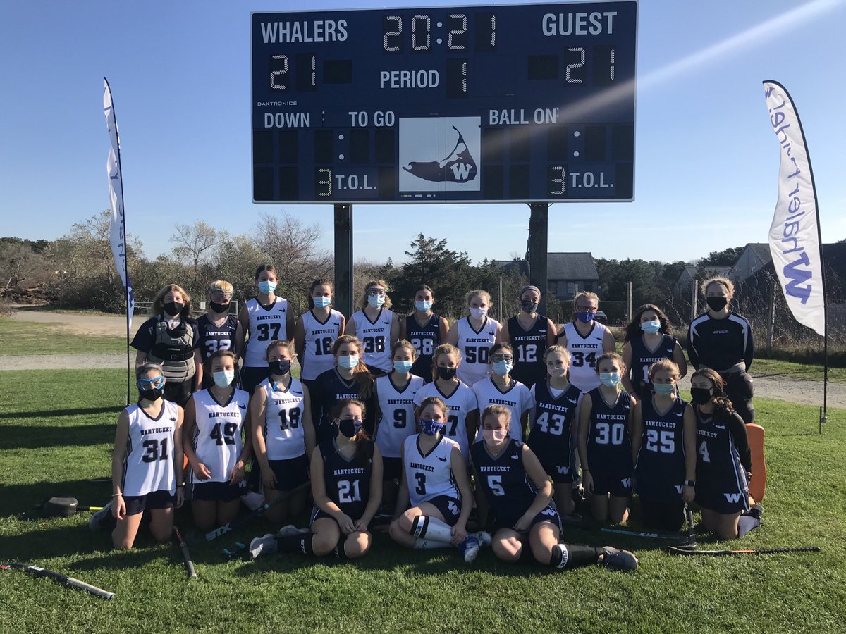 2020 Lady Whaler field hockey ! You guys have been incredible through a very challenging season. Proud of all !