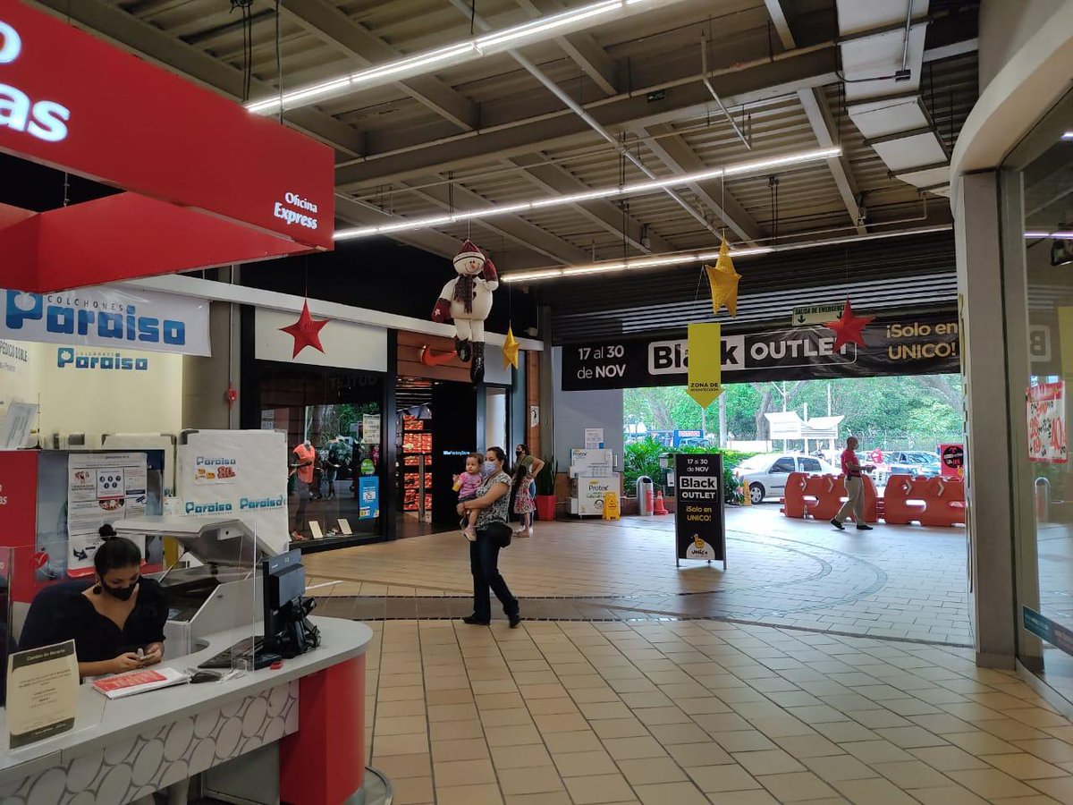 Isla Movistar CC Único Outlet Cali, Valle del Cauca (5723798920)