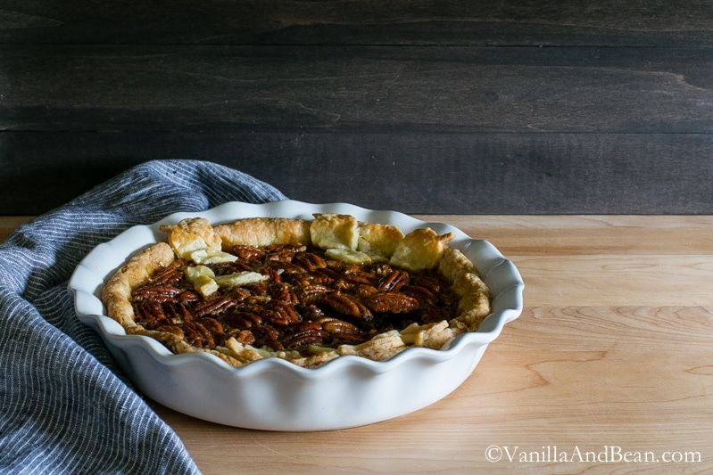 Boozy_Foodie's tweet photo. So I came across this delicious-looking Bourbon Pecan Pie - some #bakingwithbooze inspiration by Vanilla and Bean. Looks yum hey? #Bourbon #PecanPie #BoozyBakes
https://t.co/kGY0IrDxJG https://t.co/Ns1cmJEO8W