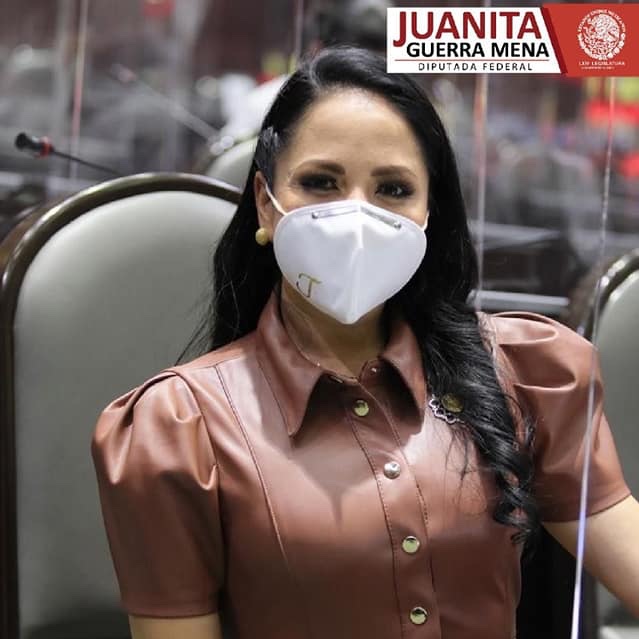 JuanitaGuerra_M's tweet photo. Amigas y amigos, les comparto aquí https://t.co/Rf46IRMCpO, mi reserva al Decreto de #PEF2021. En mi calidad de Presidenta de la Comisión de Seguridad Pública seguiré trabajando en beneficio de todas y todos los mexicanos. ¡LA POLÍTICA ES EL ARTE DEL BUEN SERVICIO! 🇲🇽 https://t.co/cinuX8D6Ee
