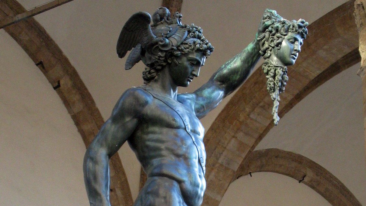 Подвиги персея. Челлини персей и медуза. Статуя персея бенвенуто челлини. Персей древняя греция. Как выглядит персей.