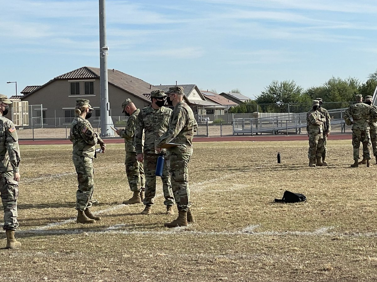 nancydiab11's tweet photo. QCHS Boot Camp experience students working with Army Drill Sargents on physical fitness, drill and ceremony, and personal accountability!  @qcusd @QCBulldogs @eastmarkhs #QCLeads https://t.co/sBmn6vFLa7
