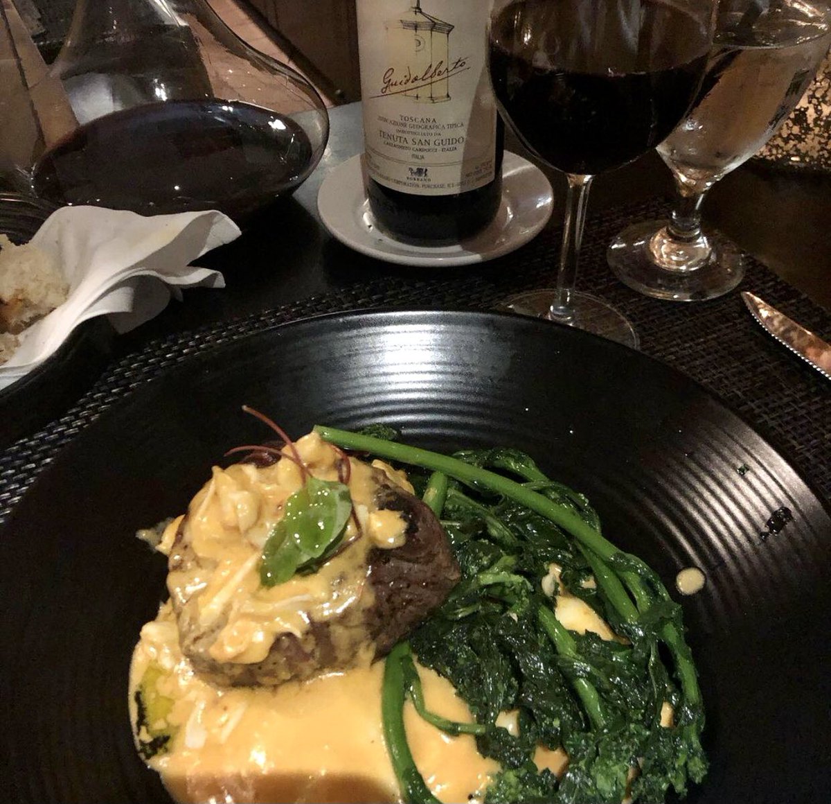 Time to be wined 🍷 and dined <a href="/PaneVinoProv/">Pane E Vino</a> !