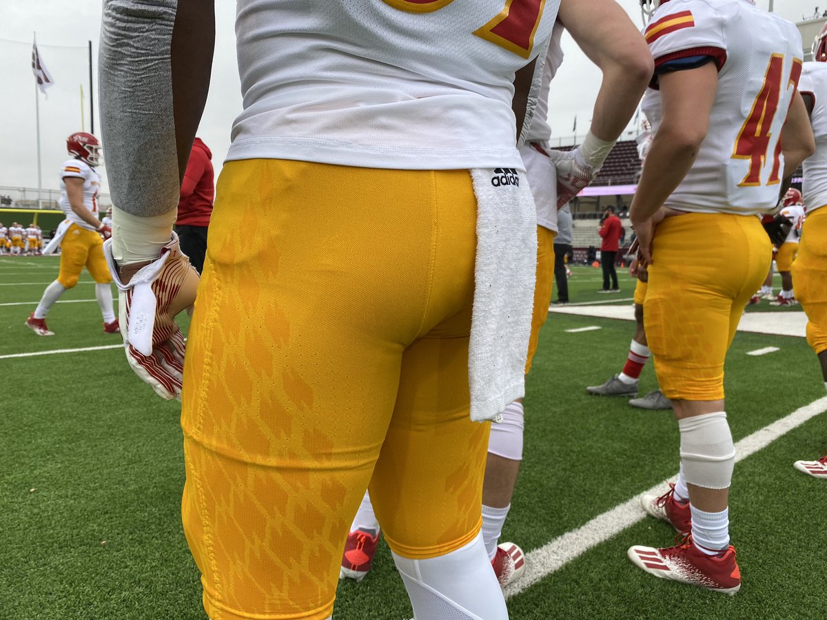 GorillasFB's tweet photo. These colors don’t run! 

🔴
⚪️
🟡

#RYFP I #Strive4Five I #OAGAAG https://t.co/EZtY92Ux3v