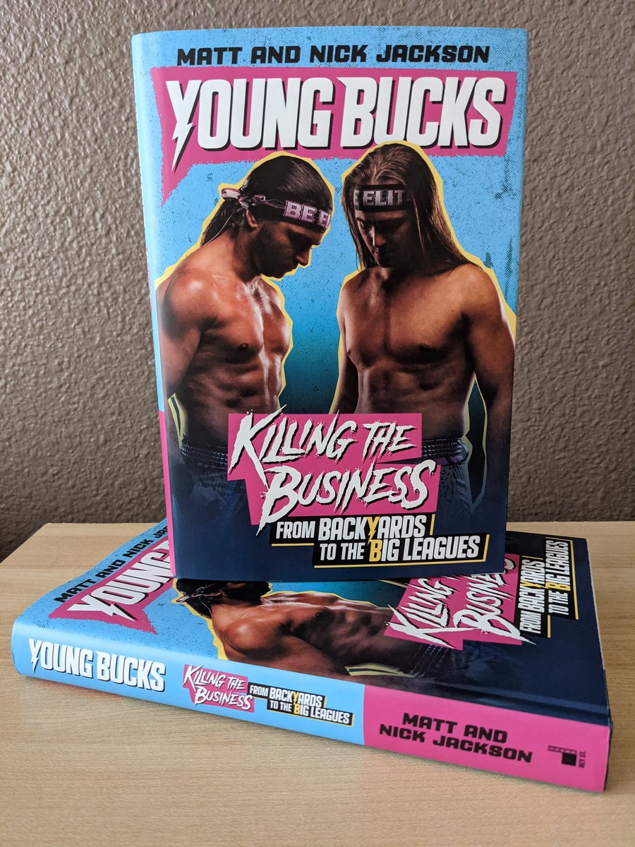 I have two copies of @youngbucks book to give away. To enter, give $5 to @SDFoodBank at sandiegofoodbank.org, & reply to this tweet with a screenshot of your donation. I'll pick two winners next Friday & even have Matt & Nick sign the books. Do a nice thing, maybe get a book!