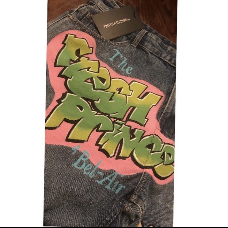 SakinaSabree's tweet photo. @janiaabaniaaaa KUSTOMCANVAS on Instagram🎨
I HAND PAINT CLOTHES & SHOES
#NoSprayPaint #NoAirBrush #NoStencils https://t.co/kFEEEDeYh1
