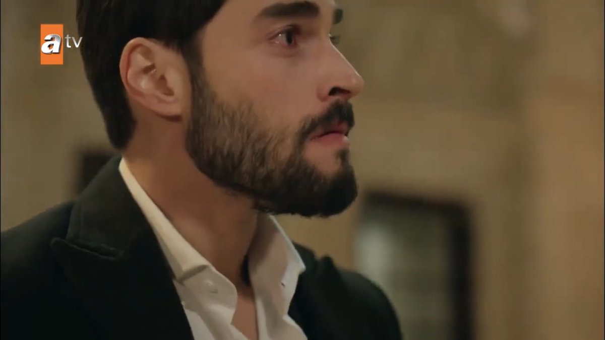 this bitch had the audacity to pat miran in the arm/shoulder MIRAN SHOULD HAVE SHOT HIM IN THE MOUTH THAT WOULD’VE SHUT HIM UP  #Hercai