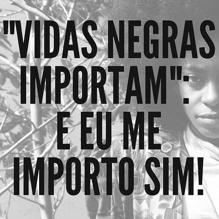 joaoheitorsilv1's tweet photo. Toda vez que a gente reage contra o racismo o Twitter fica tenso.
#NovembroNegro
#VidasNegrasImportam
#eumeimportosim https://t.co/1gYXkFYEdb