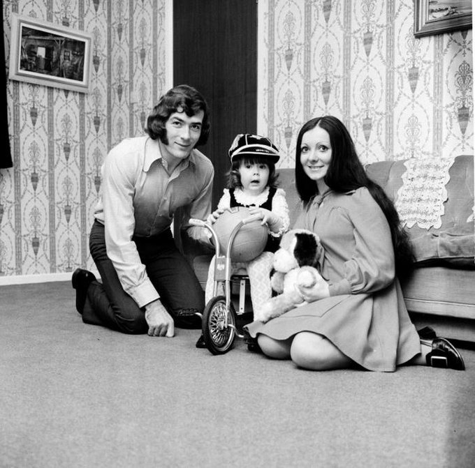 #102 - Pat Jennings, family, and a trike.....