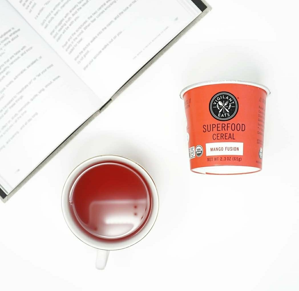 The perfect way to kickstart your Saturday! Cozy up with your favorite book and coffee and pair it with our Mango Fusion. 

🥭 The beautiful bright yellow of mangoes aren't just pretty. Bold colors in nature show us vitamin and mineral-rich options!