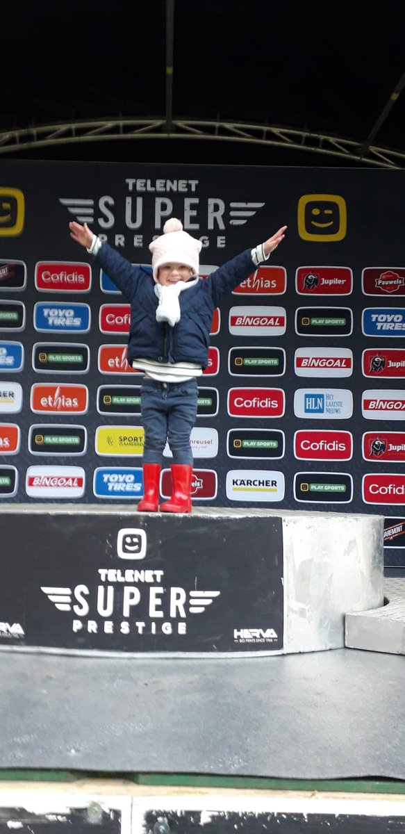 WIWObiker's tweet photo. Toch eens een Belgische overwinning in het @SuperprestigeCX @merksplas2330  met Fleur Wuilmus. Spijtig genoeg niet in de @Telenet_Baloise kledij @sven_nys https://t.co/d3Af4HF16V