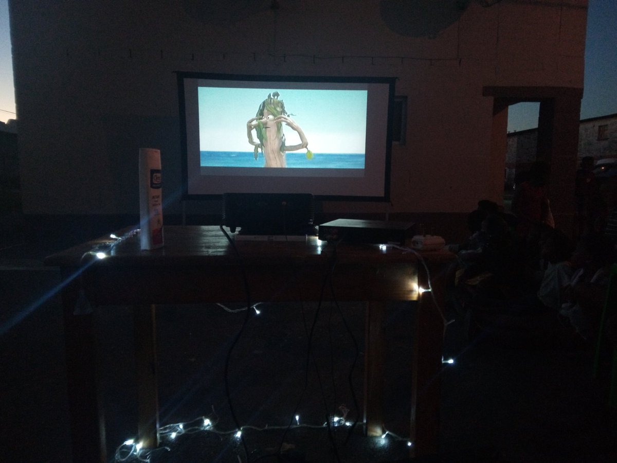 buhle_sithela's tweet photo. We so happy to taking part at ARIFF 2020. Film Child in Khayelitsha. Showing Children local animation and discussion about film #FilmChild 🎨🌄🇿🇦 #educational #Mzantsi #storytelling #kidsactivities #community https://t.co/ixO2ucMbAQ