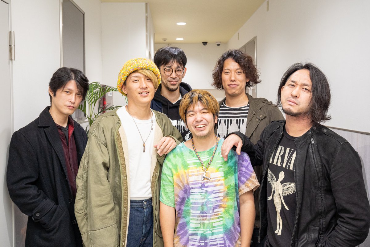 ふらっと 専属カメラマン 毎年恒例のファイナル直前のバンドリハ終わり写真です 毎度ながらバンド感が全然出てないですよね笑 そんなメンバーでお送りする京都劇場は明日です 今年はコロナで悔しい寂しいやるせない思いをしてきたので開催してくれるのは