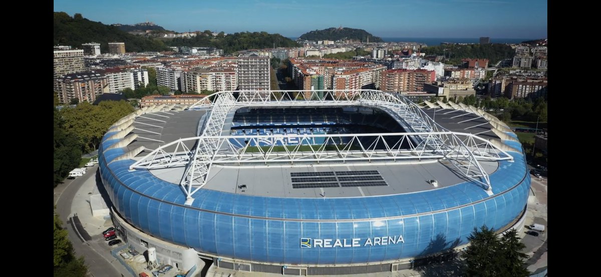 Remodelación de Anoeta >> Reale Arena - Página 6 EnXePxlXIAEfguc?format=jpg&name=medium