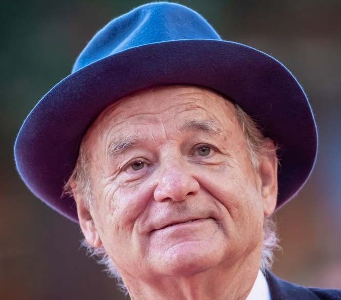 Crap_Portraits's tweet photo. Aha!
Now you see it.
I can just see everyone tutting to themselves "so obvious, why didn't I get that"

It was probably the hat that threw you.
Probably. https://t.co/sJuSORbu3g