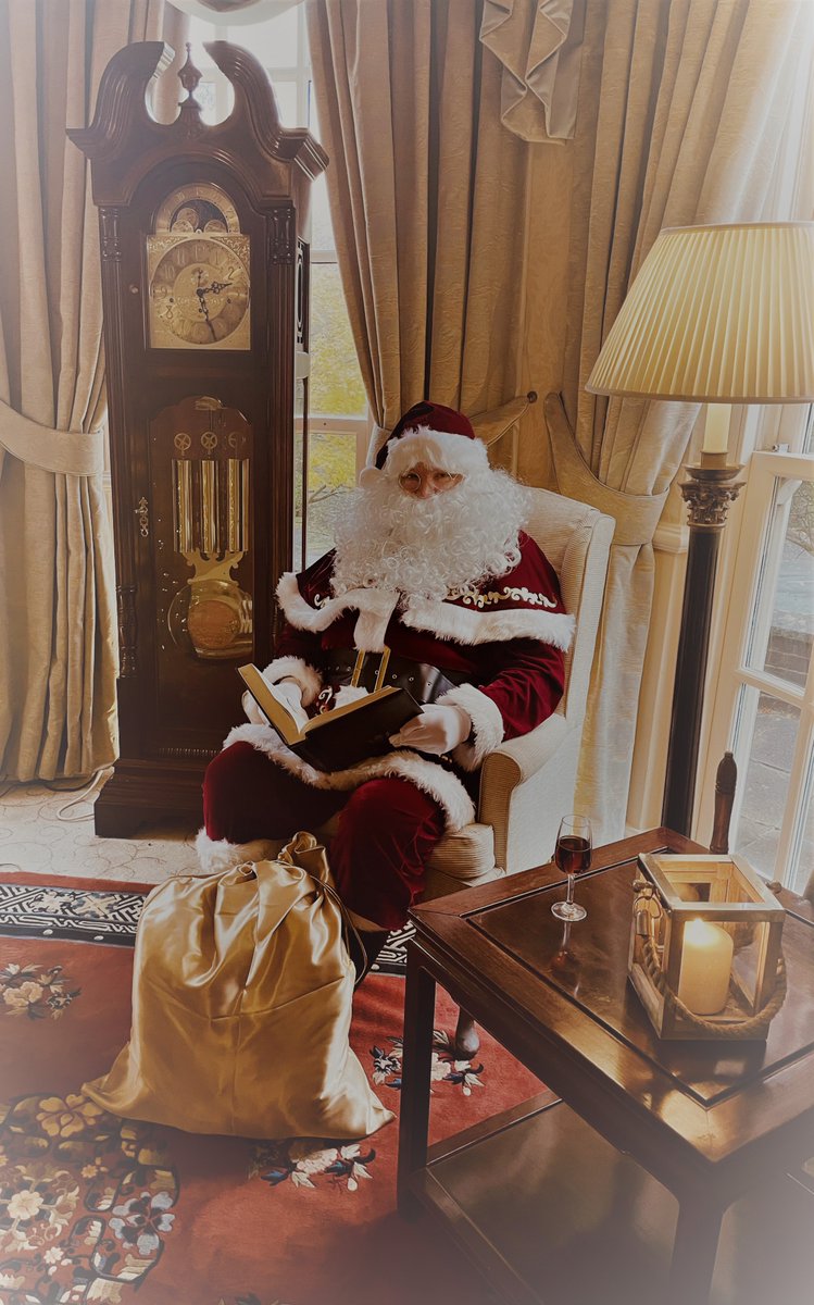 Stories with Santa at De Courceys Manor!  Buy tickets at buytickets.at/decourceysmano… via <a href="/tickettailor/">Ticket Tailor</a>