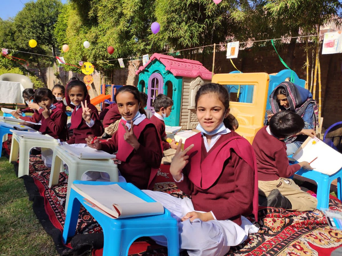 tlaorg's tweet image. Happy Universal Children's Day 
Celebrated with the children of SOS Children's Home #Lahore. SOS organised “Funkarian”, children sat outdoor &amp;amp; created artworks. All were the winners and all got our CutPutli kits to make puppets. 
#WorldChildrensDay #ChildrensDay2020 #CRC #TLAORG