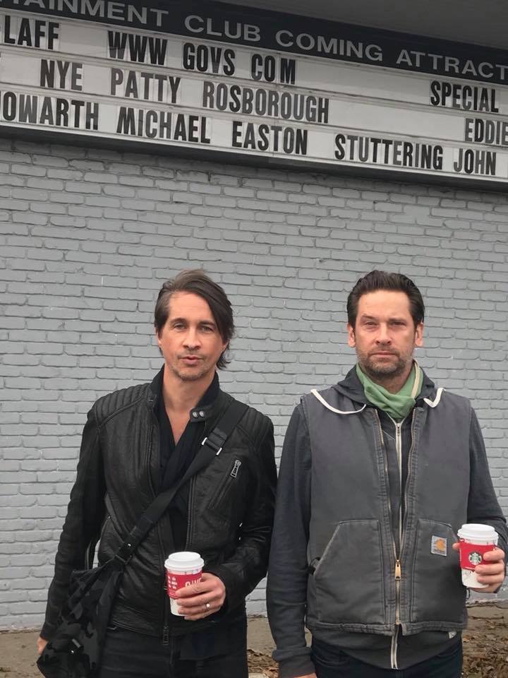 MadreneBoyle's tweet photo. 1st Roger/Michael event 3 yrs ago.Syracuse NY.great venue an old theatre.oh &amp;very friendly mouse. Thanks to ME for finding it a home backstage.then on to NY city by car.
fun road trip except lost my cell in NY uber🙄😢so no NYC pics #MichaelEaston #RogerHowarth #Denmom #Roadtrip https://t.co/WnqP7muXVt