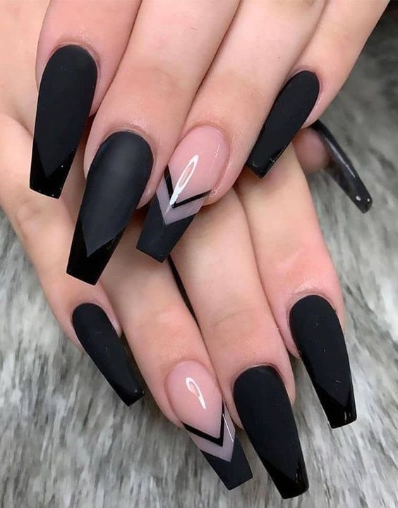 black prom nails