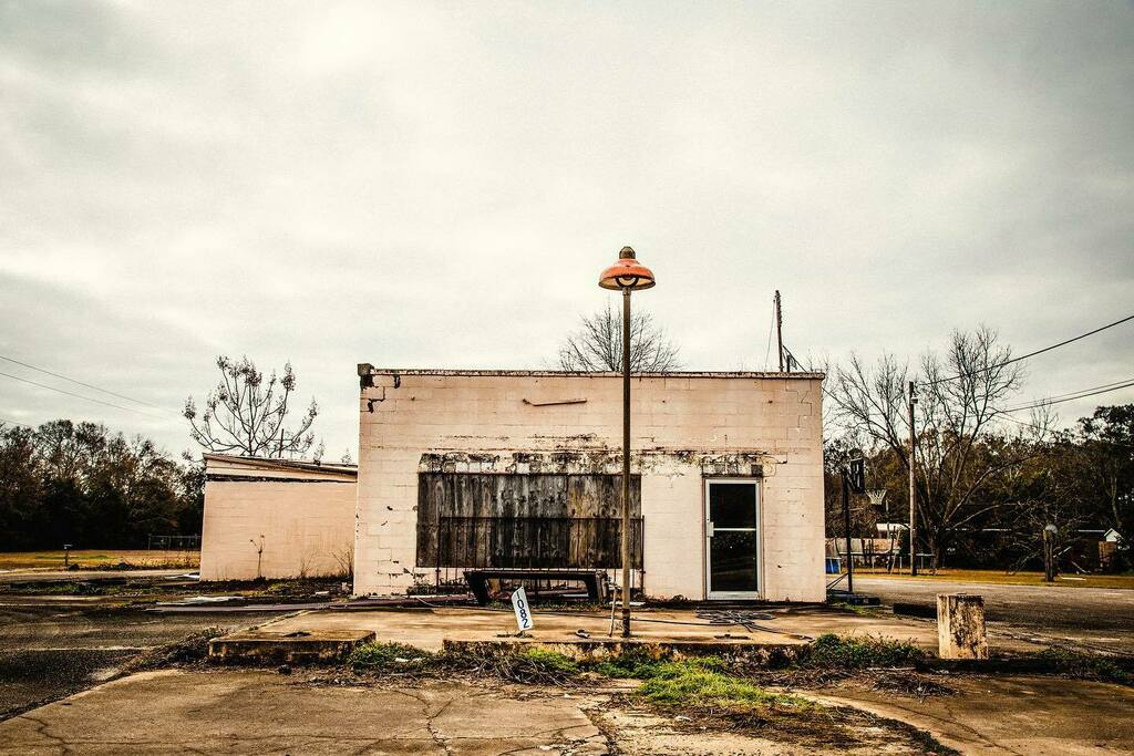 doncolin1952's tweet photo. Boarded Up Gas Station
Hwy 62 Arlington Georgia 2019 1902.003.DD_1114
******
https://t.co/JnZAB3KJiK
@doncolin_photographs #doncolincreative
#recentwork #newwork #fineart #fineartphotography #folkphotography #everything_edited #documentary #cultural … https://t.co/fXE7ijv1d7 https://t.co/vbkVDTLpmO