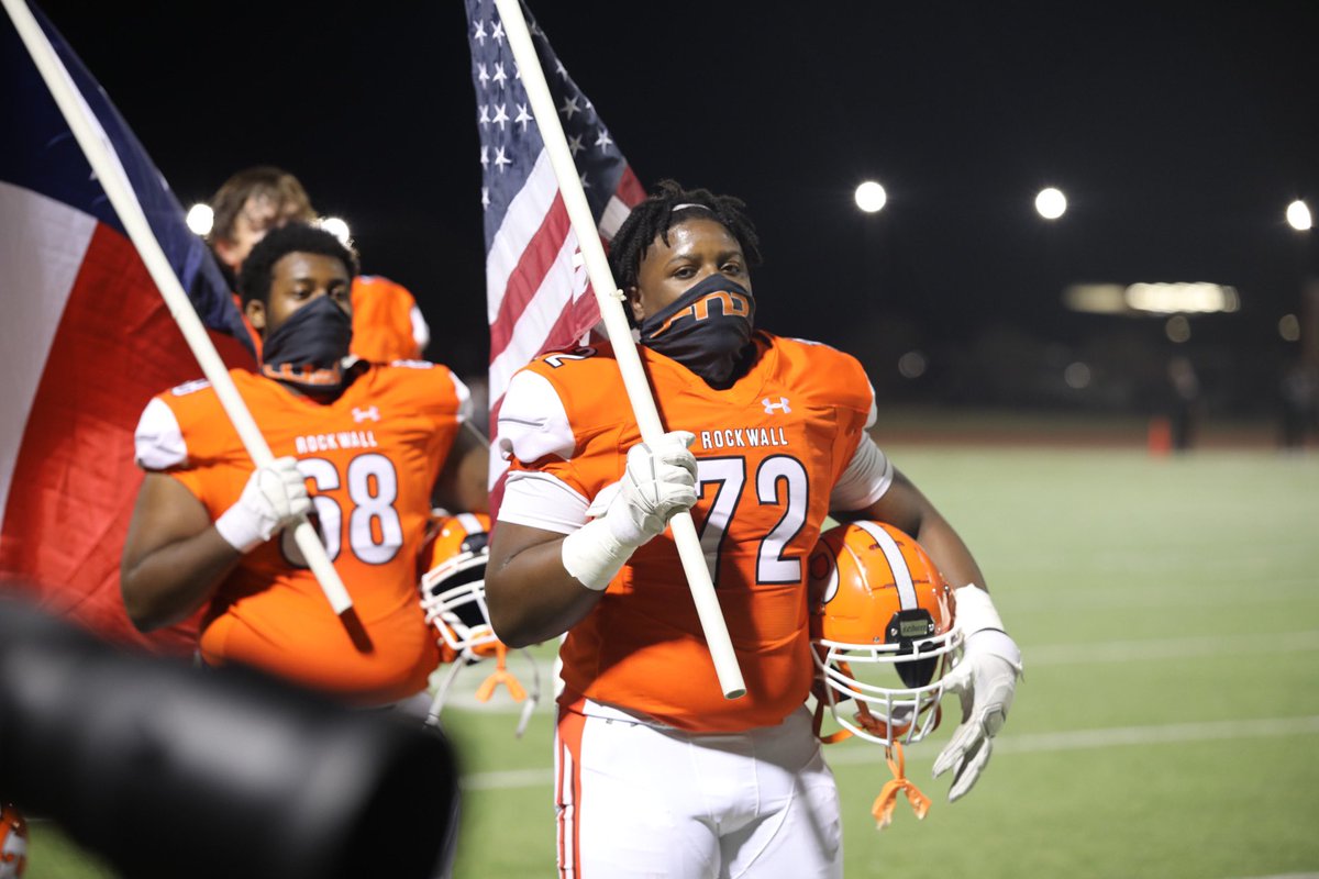 MrJDavis96's tweet photo. Rockwall 2021 6’3 265lb OG Cameron Ross‼️
@Camer0nr0ss has came a long way! He’s fought back after a battle of Leukemia! 🧡🖤
He’s regained all his size & strength which is very amazing. His love for the game has NEVER CHANGED‼️
I loved his emotion and passion Thursday night. https://t.co/Wz3CvIvEAE