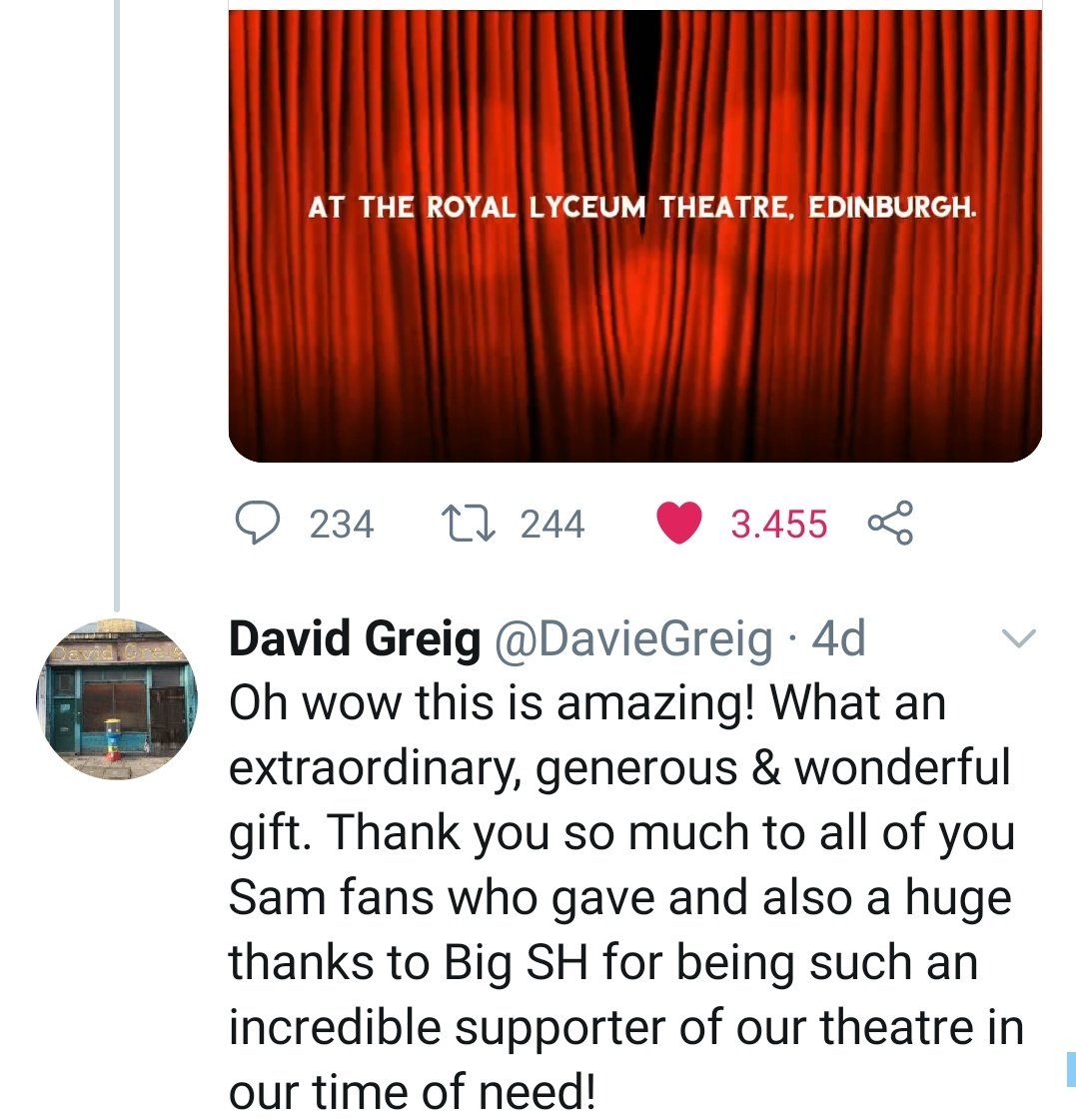 Tuesday kept being wonderful! Sam announced that Christmas came early for him in the shape of  @SaveASeatForSam! Wonderful! Not only Sam but also David Greig, the artistic director of Lyceum Theatre, thanked  @SavannahhForge,  @peekaboo_jen and fans for the gift. #SamHeughan