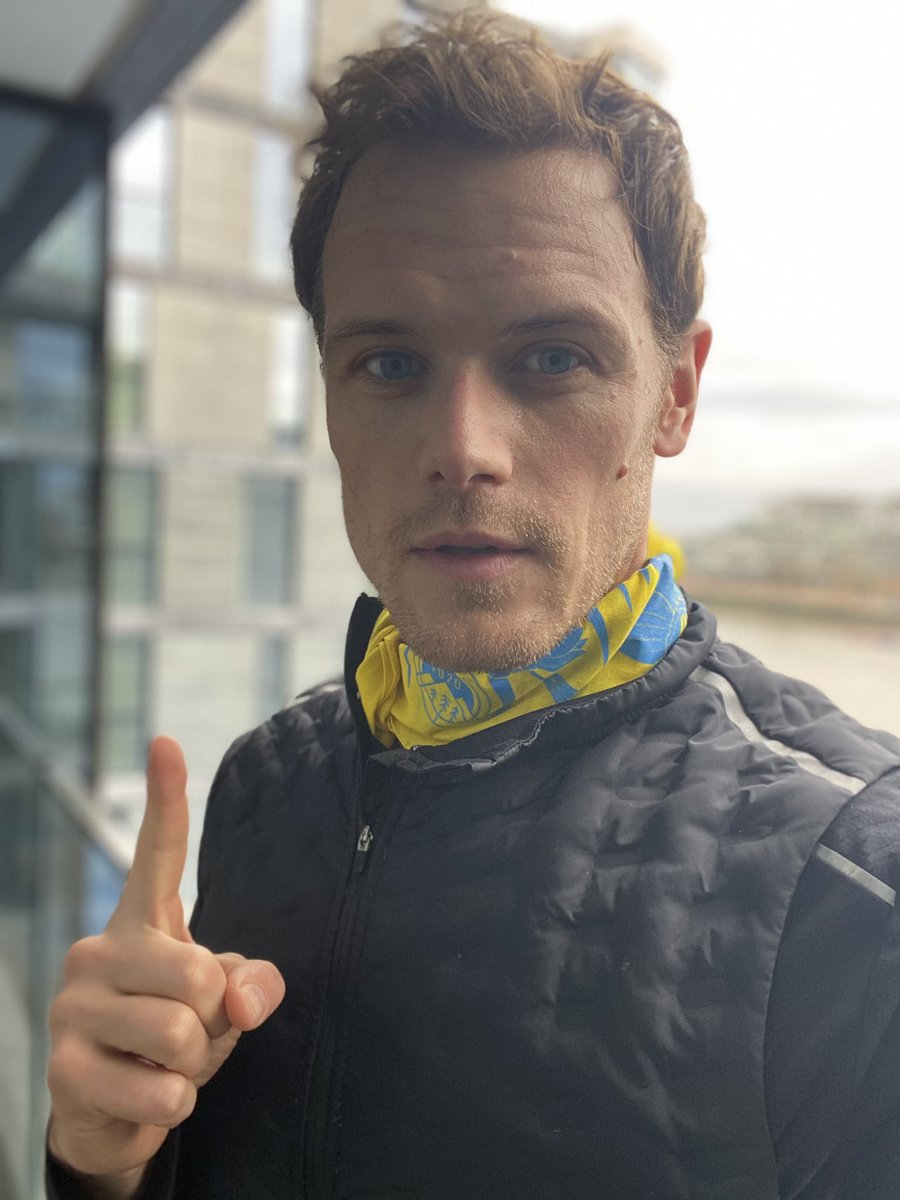 As i was trying to post the thread, Sam decided to make our weekend perfect so he posted photos with the MPC Cycle Challenge for  #MarieCurieUK ! Gotta love the man that never sleeps! Phwee...thats a wrap for this week!And Sam..kind of wonderful, thats what you are! #SamHeughan