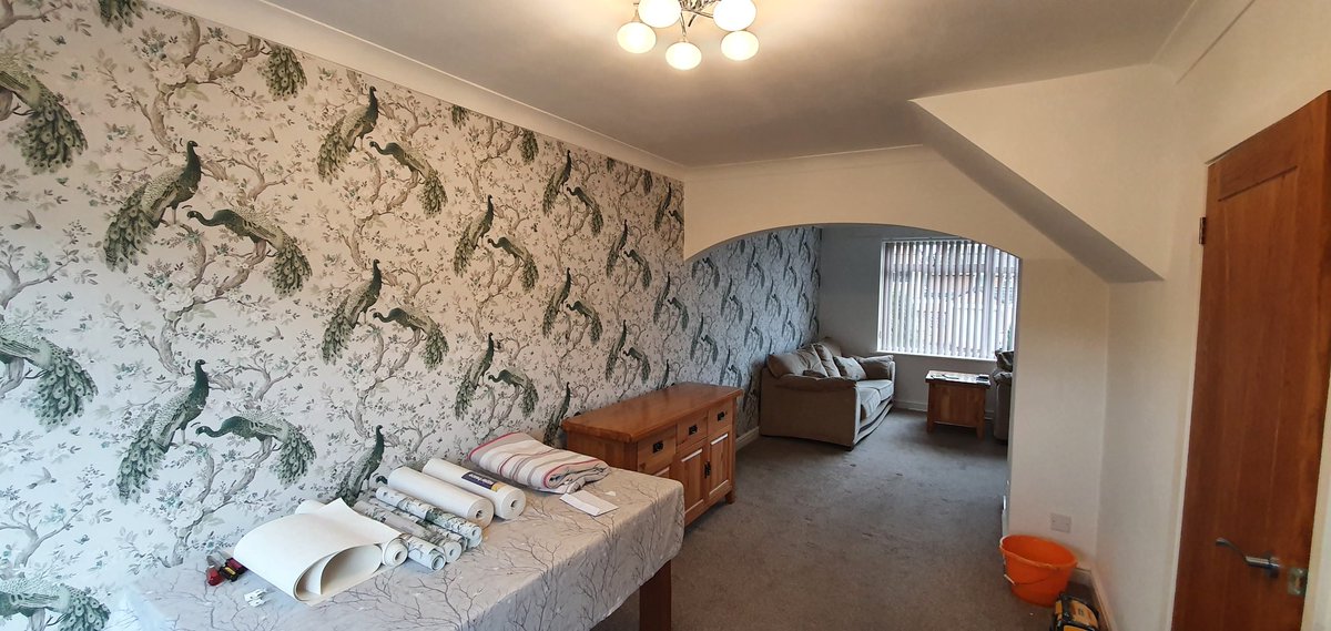 PainterKb's tweet photo. Recent #papering #job i have completed. Living/dinning room completed with @wallrock fiberliner and feature wall finished of with @LauraAshleyUK https://t.co/8dUBzFRIx1