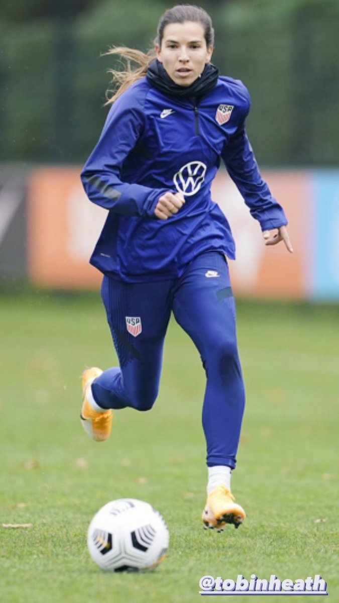 TobinHeath17Arg's tweet photo. Primer día de entrenamiento para @TobinHeath en Holanda🇳🇱. 🤙

#USWNT #NovemberCamp https://t.co/bM6nmeFIjj