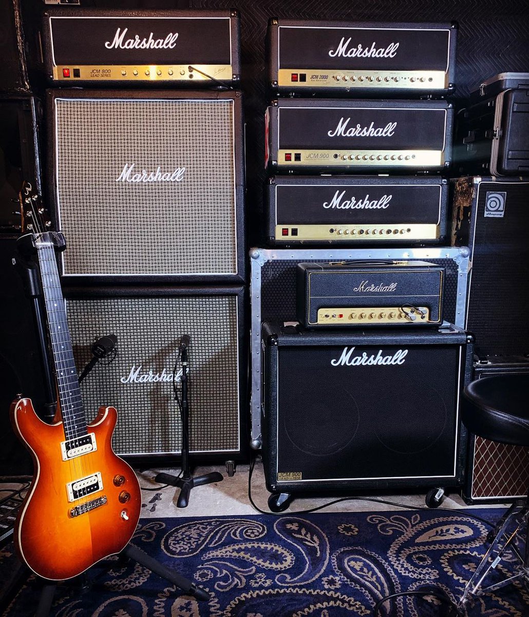 marshallamps's tweet image. Something tells me that this room sounds amazing.. 👀📷: mattvernonmusic #liveformusic