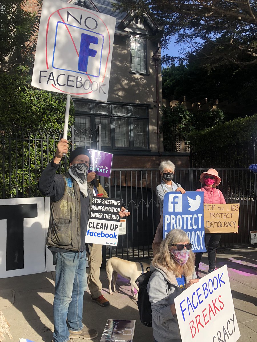 RTBayArea's tweet photo. Wake the Zuck up! Saturday morning action out in front of Facebook CEO Mark Zuckerbergโs SF home.
#protestfacebook #deplatformhate #protectdemocracy #ZuckOff https://t.co/51iU4CRYmd