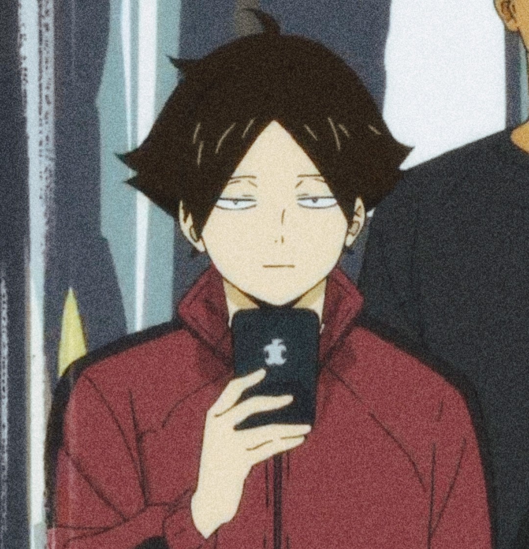 MiyaZenn's tweet photo. Ladies and Gentlemen man!
Presenting you the greatest Photographer of all time.📸🐺
SUNA RINTAROU🐺
#sunarintarou #haikyuutothetop #HaikyuuAngstWeek2020 #anitwt https://t.co/1jUzkfq0Xg