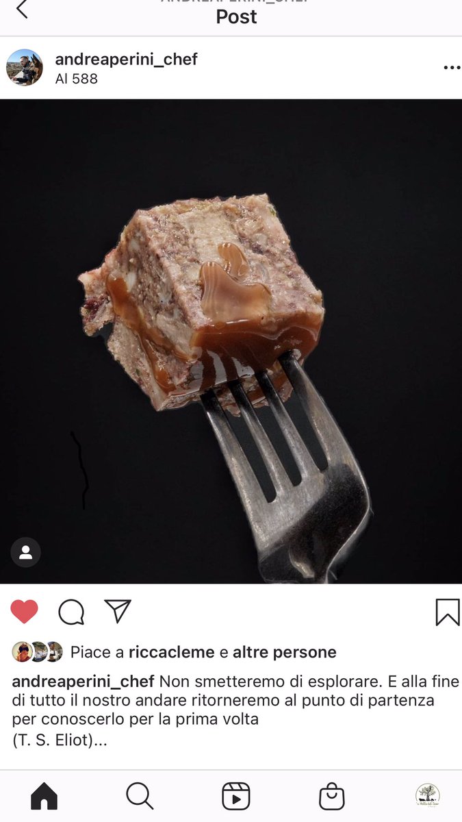 valledelsasso's tweet photo. Questa foto di L.Managlia,con narrazione @Marcogem78, immortala l’arte del cucinare di Andrea Perini con cui abbiamo il piacere di collaborare nel segno della #qualità dei prodotti ma anche di un #dialogo sul modo di concepire l’#agricoltura e la #tavola...https://t.co/uEN0sZXPVN https://t.co/TqYX7IiZL3