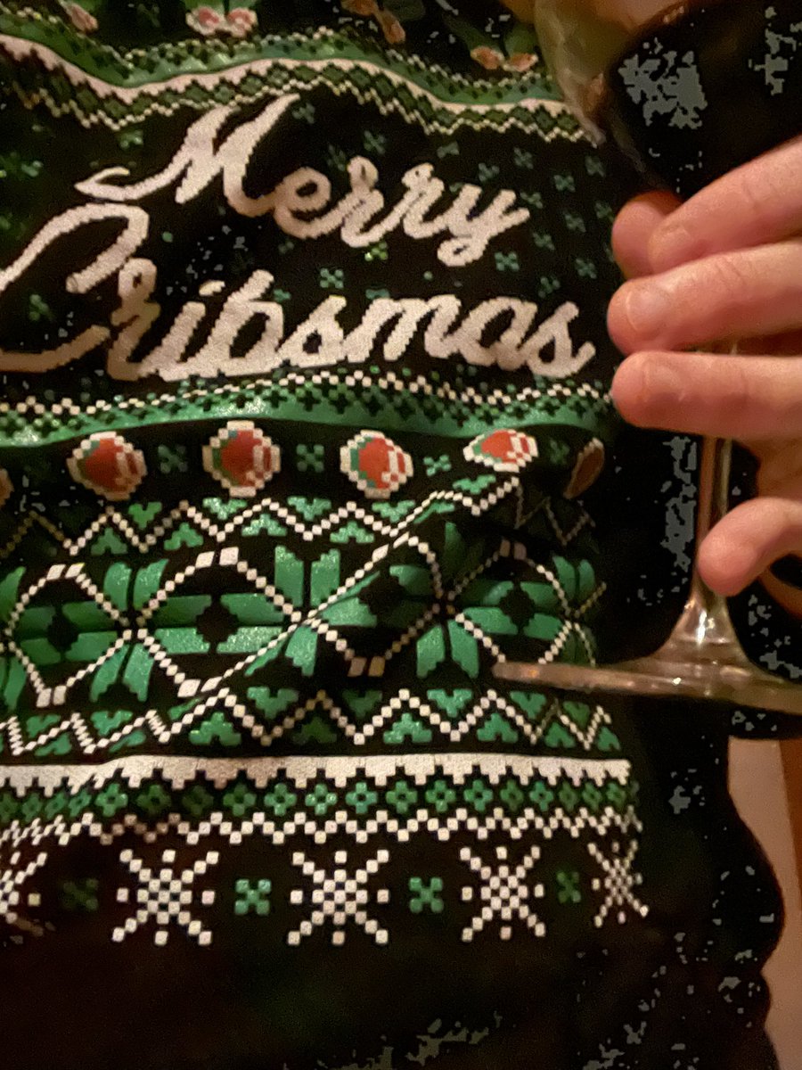 apchaplin's tweet photo. Feels like it comes earlier every year! #cribsmas @thecribs https://t.co/gTA2vHstv8 https://t.co/UYptfk4H2p