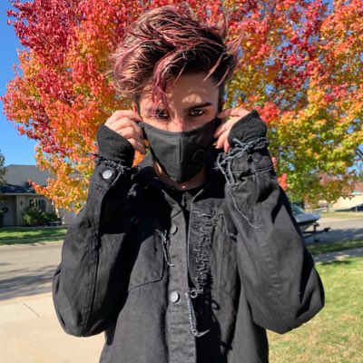 XsJacket's tweet image. #NewProfilePic