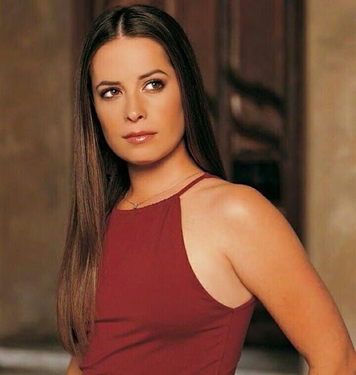 holly marie combs as cordelia chase