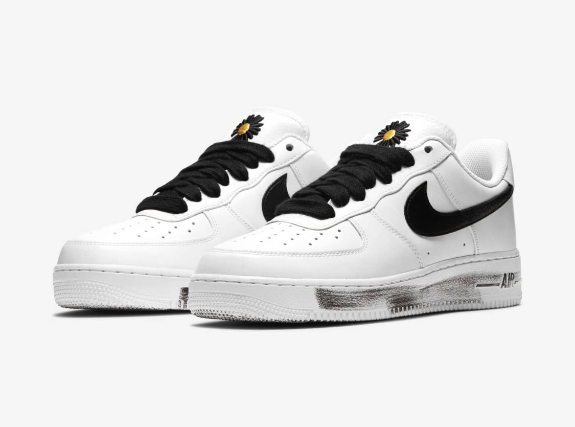 PUFFLA_'s tweet photo. The anticipated AF1 X Peaceminusone “Para-noise” will be releasing this upcoming week❕These will be available November 25th at 7AM PST on the SNKRS app❕

#sneakerhead #kicks #nicekicks #kicksonfire #solecollector #sneakers #sneaker #shoes #kotd #sneakerheads #sneakernews #style https://t.co/bCrOlALUnw