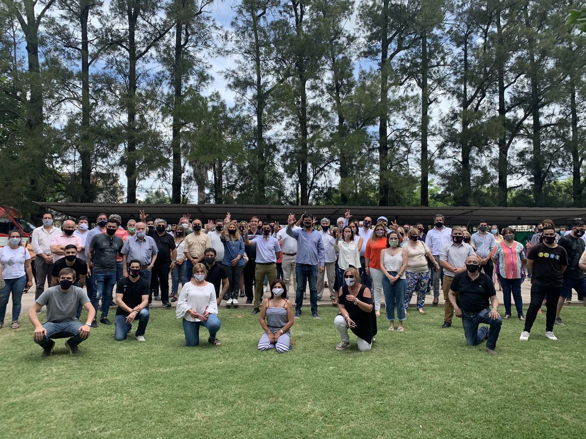 SebaSalvadorOk's tweet photo. En Lobos juntos a los amigos y correligionarios de la Tercera Sección de @AdelanteBA.

Vamos a seguir construyendo un partido más fuerte 💪 https://t.co/2eGKzUPQRc