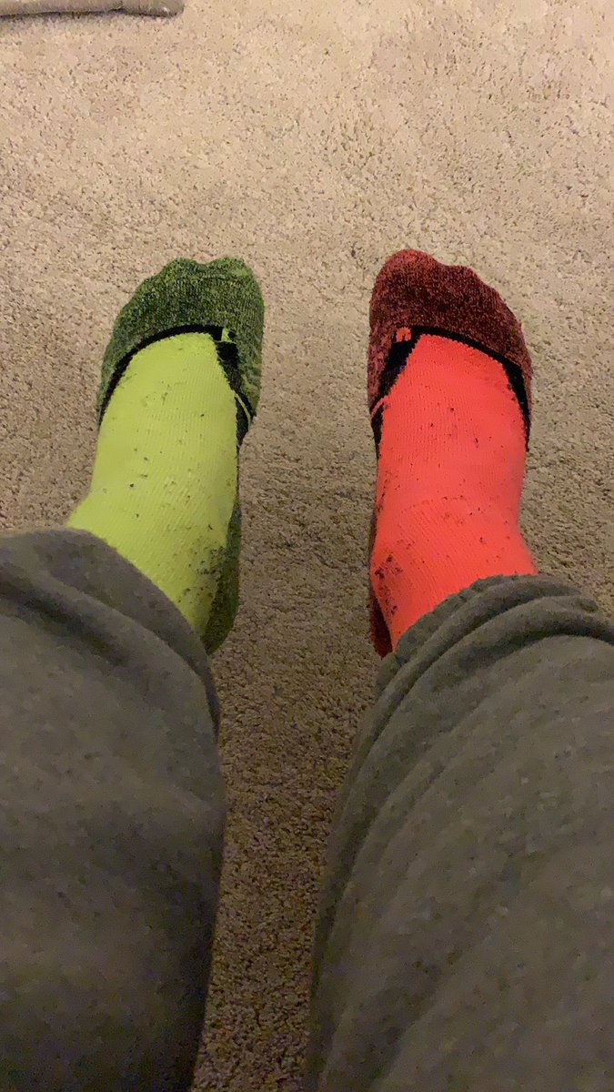 SAB_dt's tweet photo. Odd socks day pt2, makes sense. https://t.co/4SQSqj1N8n