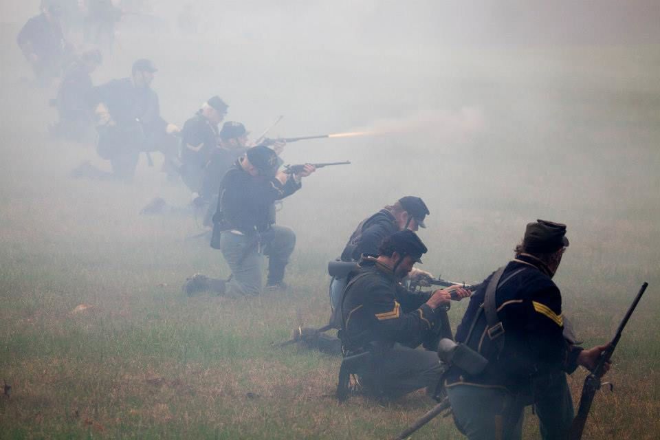 AppomattoxNPS's tweet photo. #DYK: During the Appomattox Campaign (March 29 - April 9, 1865), many Federal cavalrymen were armed with repeating rifles, like the seven shot Spencer Carbine or the 16 shot Henry Rifle. These weapons provided a firepower which the Confederates could not match. #CivilWar #APX155 https://t.co/nFkxdTV5vi