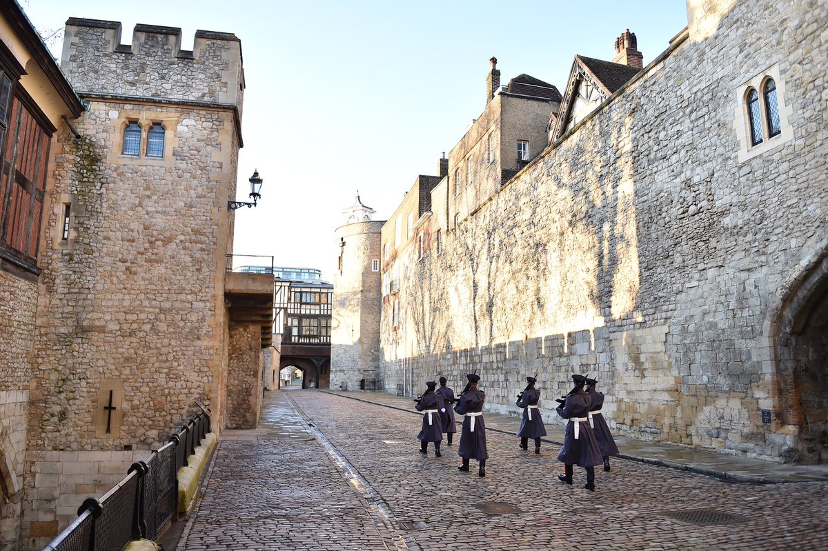 The Army in London tweet media